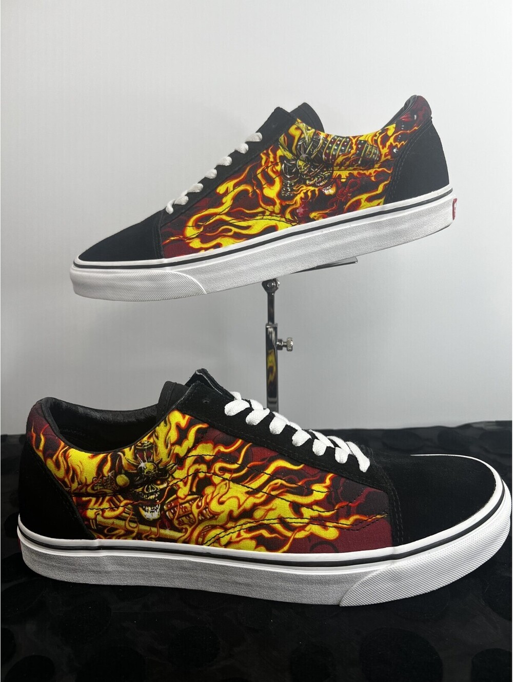 Vans Old Skool Men’s 11.5 Black Red Yellow Samurai Flame Graphic Skate Shoes